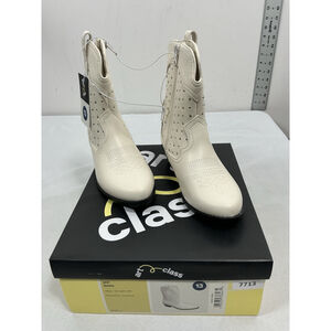 Girls New Art Class Jovi Mid calf Cowgirl Boots Size 13 White Studs Block Heel